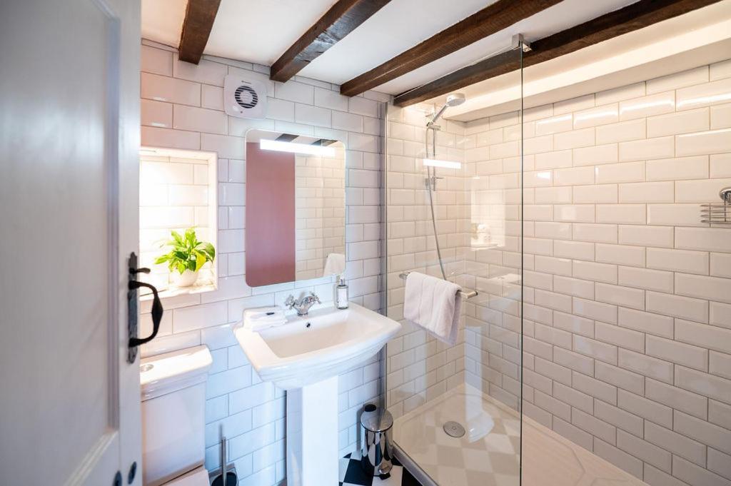 Martin Arms Bed and Breakfast Colston Bassett Buitenkant foto